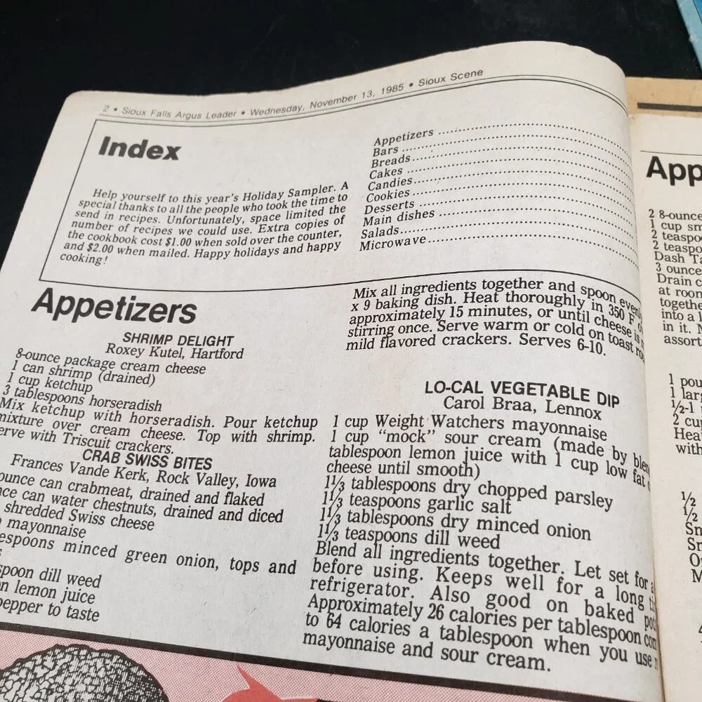 Lot of 3 VTG Argus Leader Holiday Cookbooks 1982 1984 1985 Sioux Falls Recipes